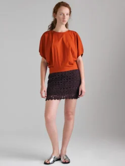 Blusa cropped