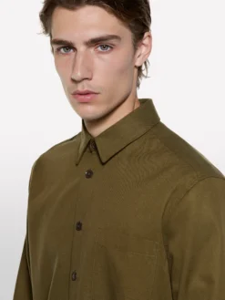 Camicia con tasca