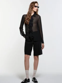 Camicia nera con rouches