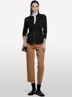 Camicia nera con tasche