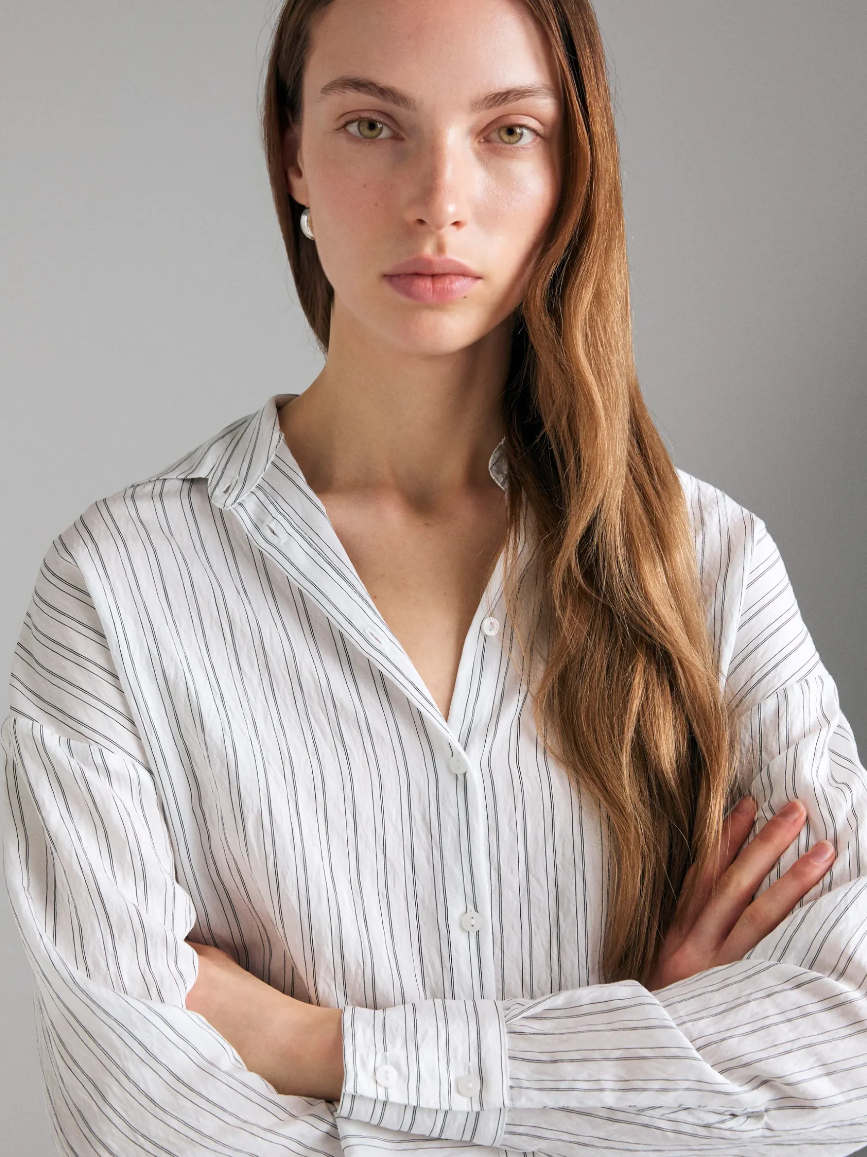 Camicia rigata con fibbia