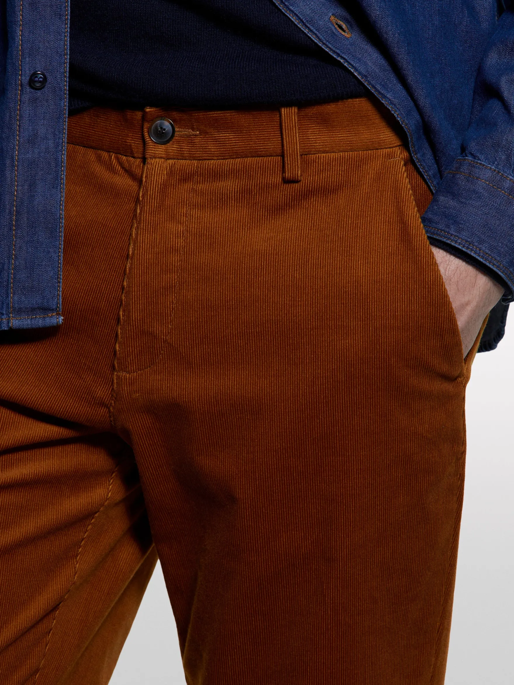 Chino in velluto a costine