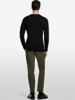 Pantaloni chino verde oliva