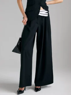 Pantaloni con contrasto