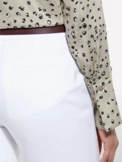 Pantaloni flare fit bianchi