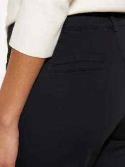 Pantaloni flare fit neri