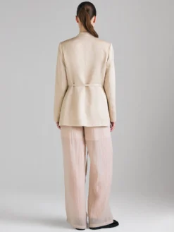 Pantaloni semi trasparenti