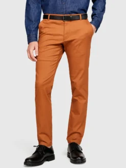 Pantaloni slim fit