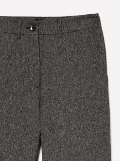 Pantaloni svasati