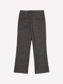 Pantaloni svasati