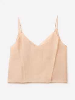 Top con pizzo