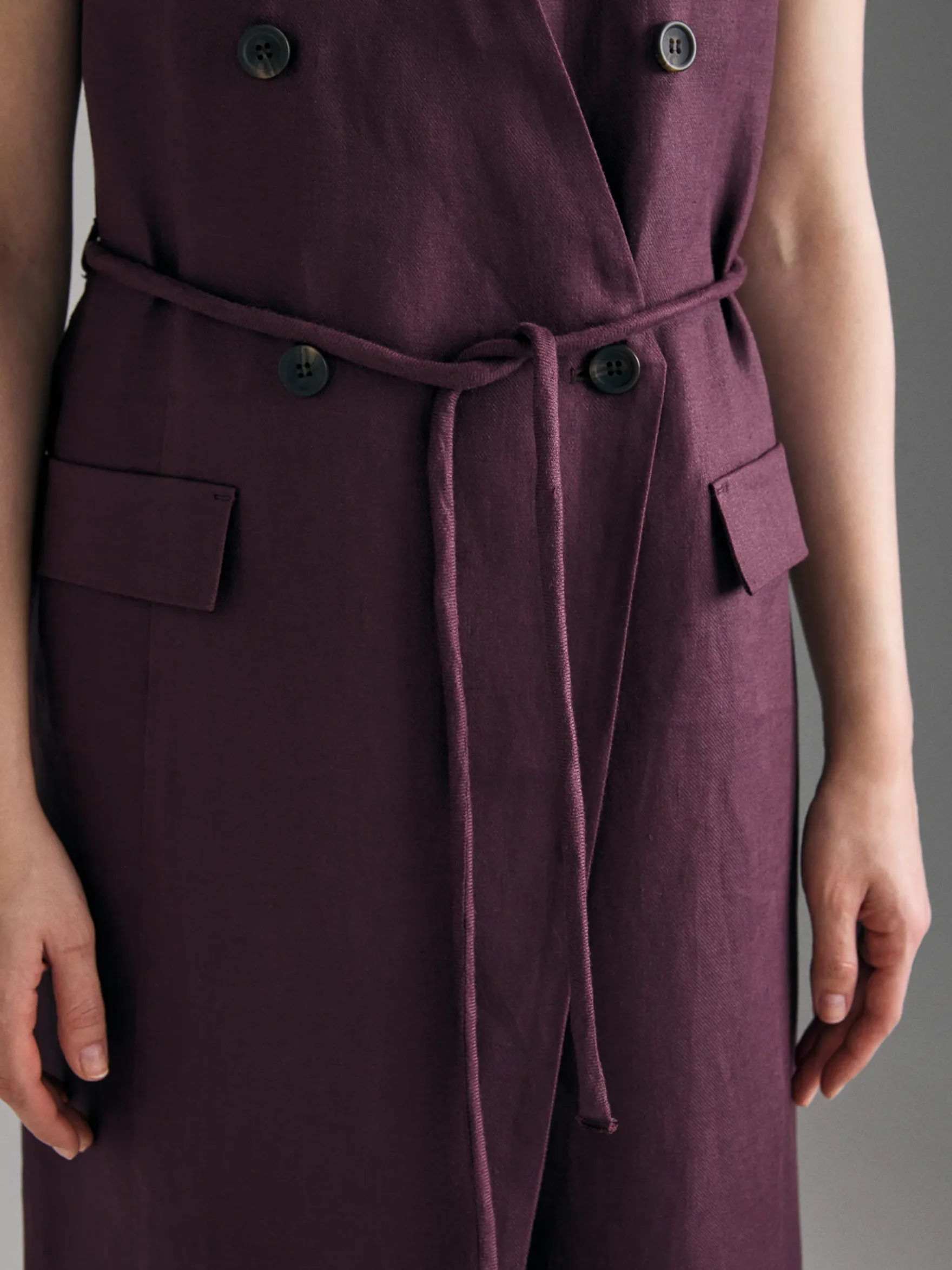 Vestito doppiopetto in lino
